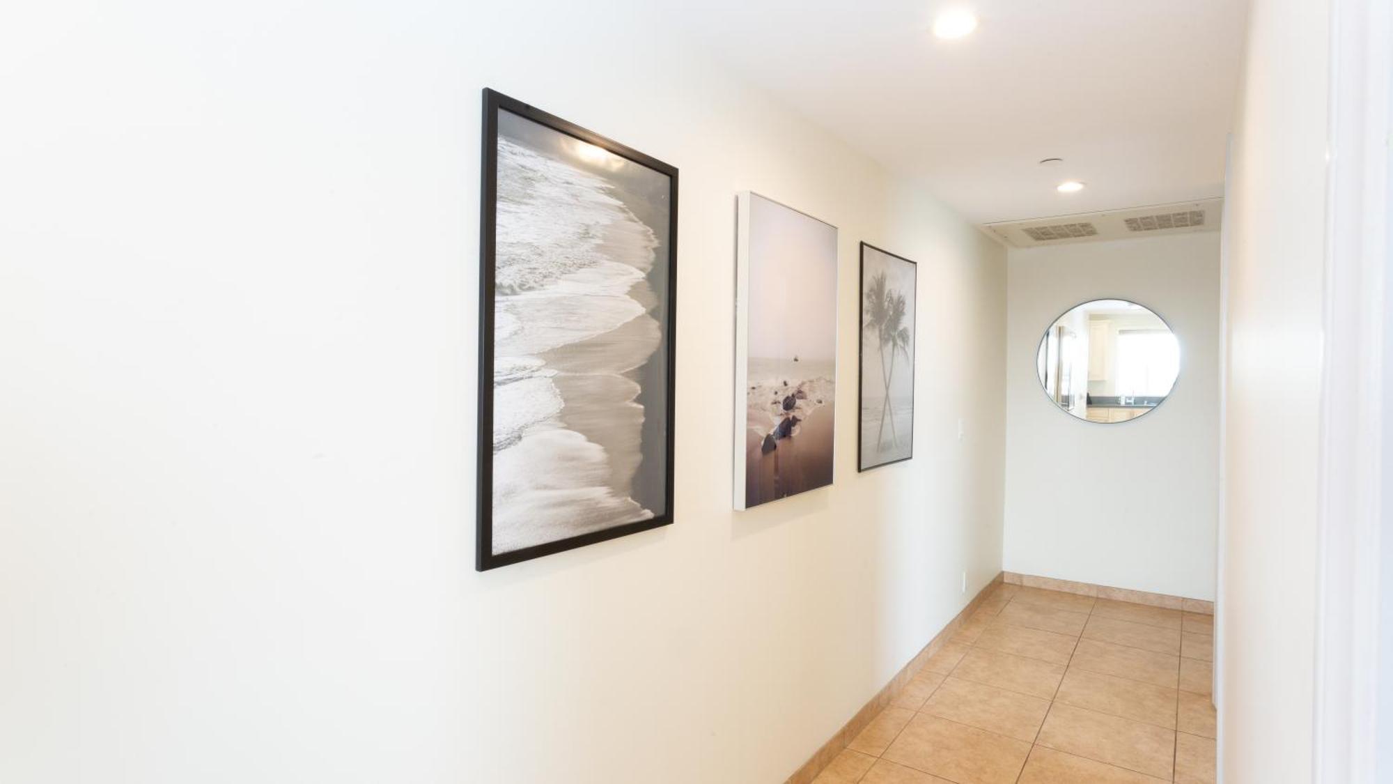 Three-Bedroom Hollywood Condo Los Angeles Exterior photo